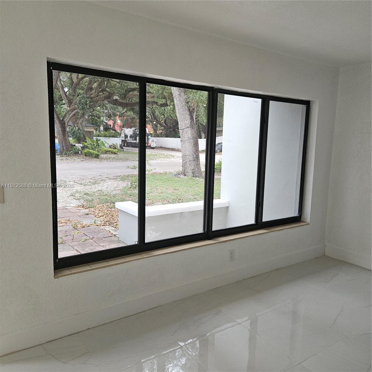 OAK RANCH MANOR CORR PL O - Residential Lease