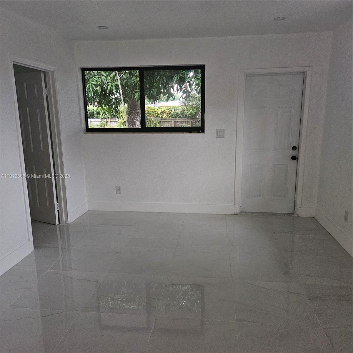 OAK RANCH MANOR CORR PL O - Residential Lease