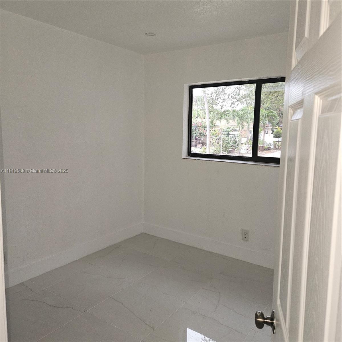 OAK RANCH MANOR CORR PL O - Residential Lease