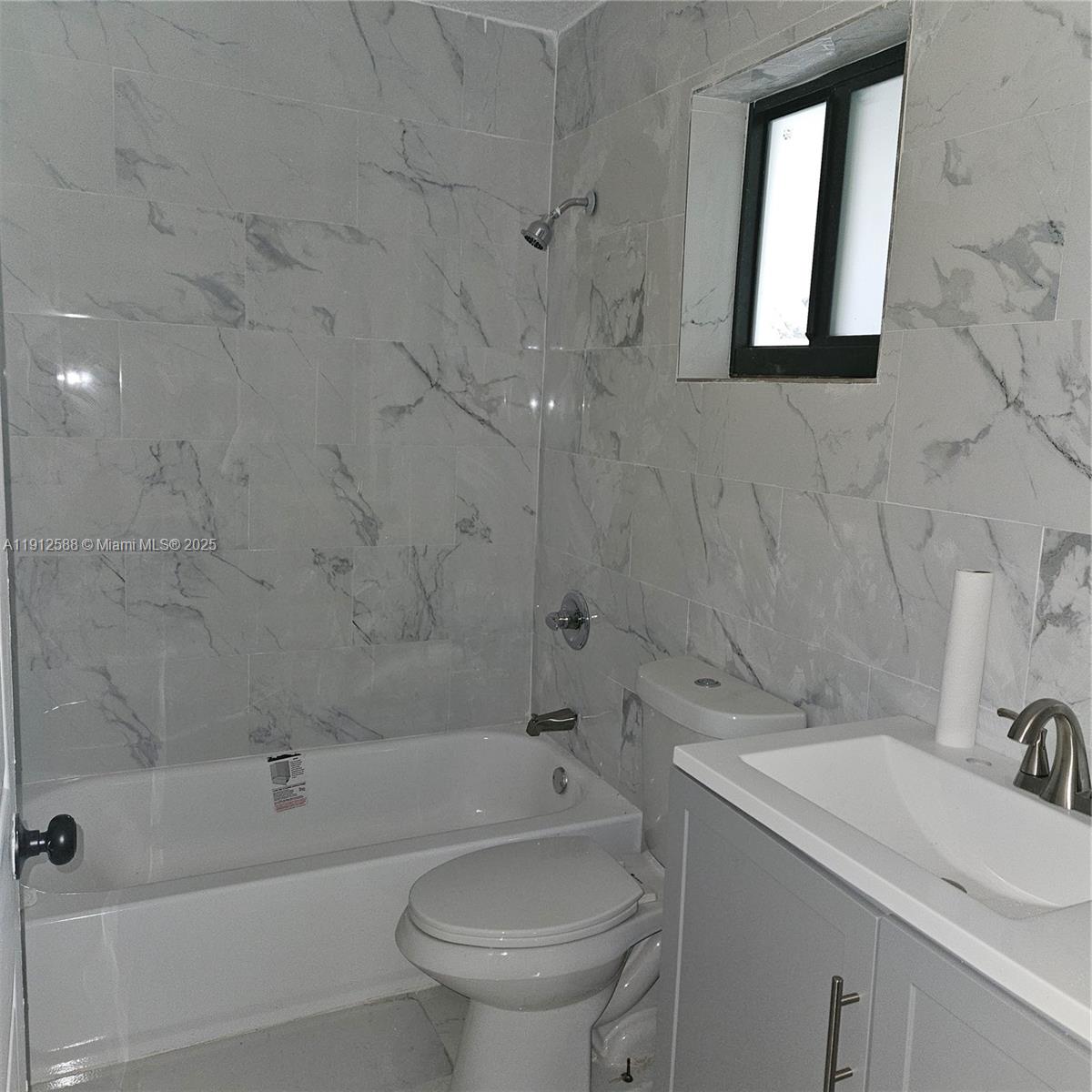 OAK RANCH MANOR CORR PL O - Residential Lease