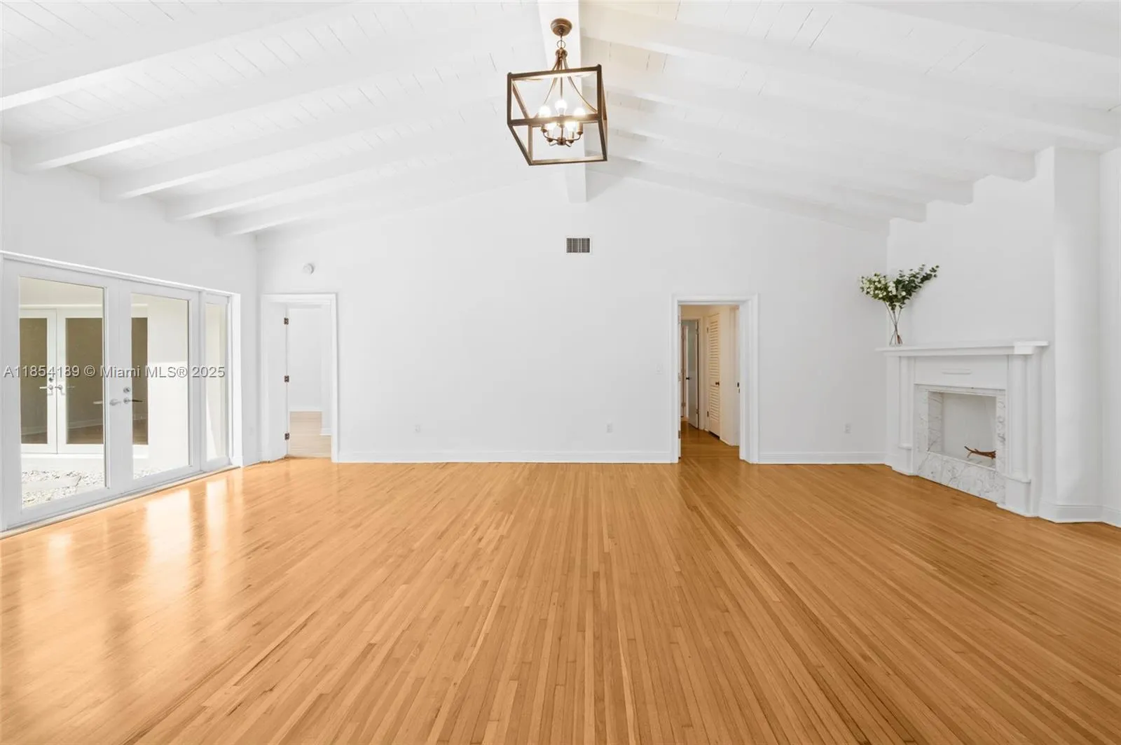 Coral Gables, Florida 33146, United States, 4 Bedrooms Bedrooms, ,3 BathroomsBathrooms,Residential,Active,188051