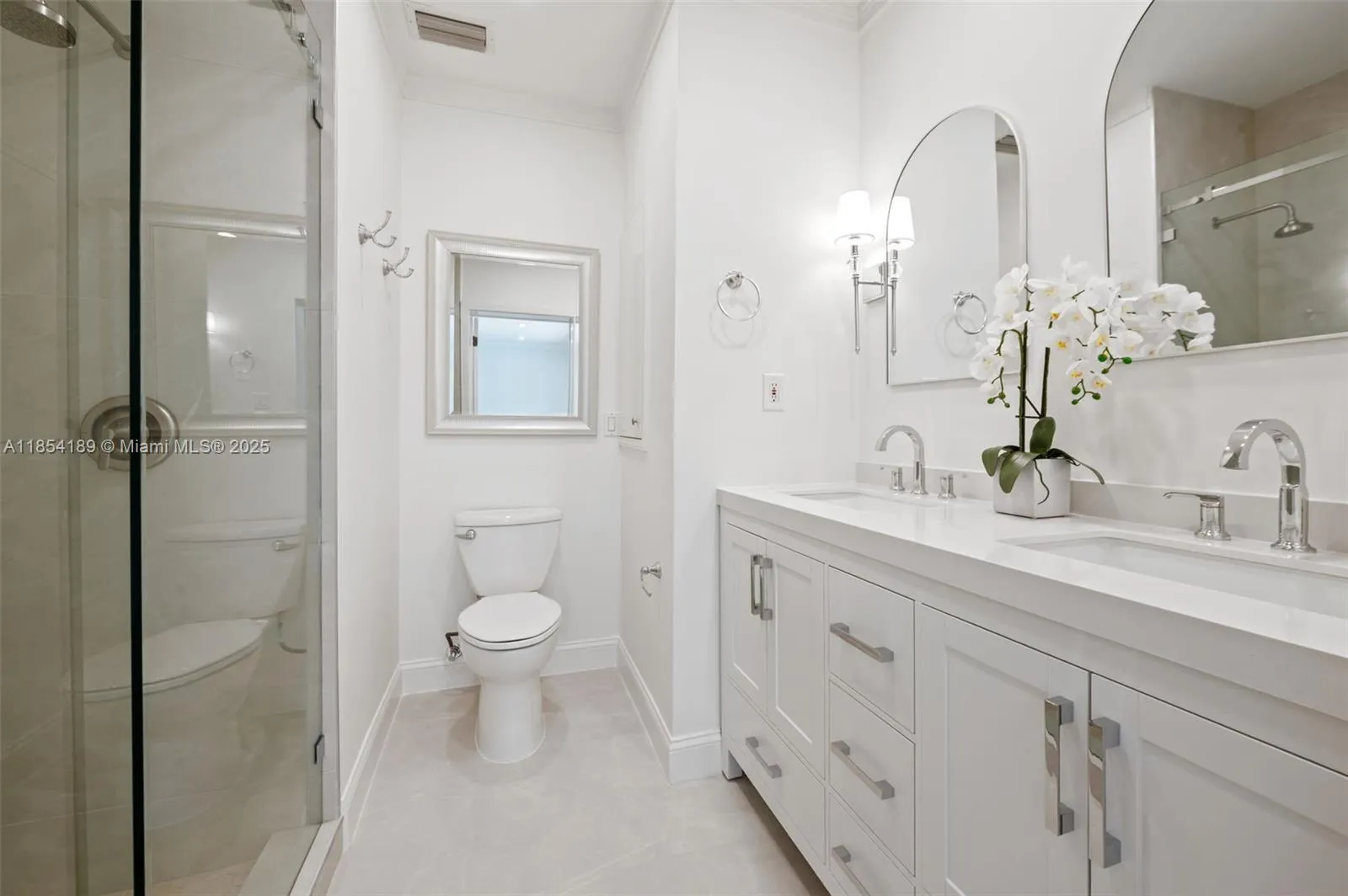 Coral Gables, Florida 33146, United States, 4 Bedrooms Bedrooms, ,3 BathroomsBathrooms,Residential,Active,188051