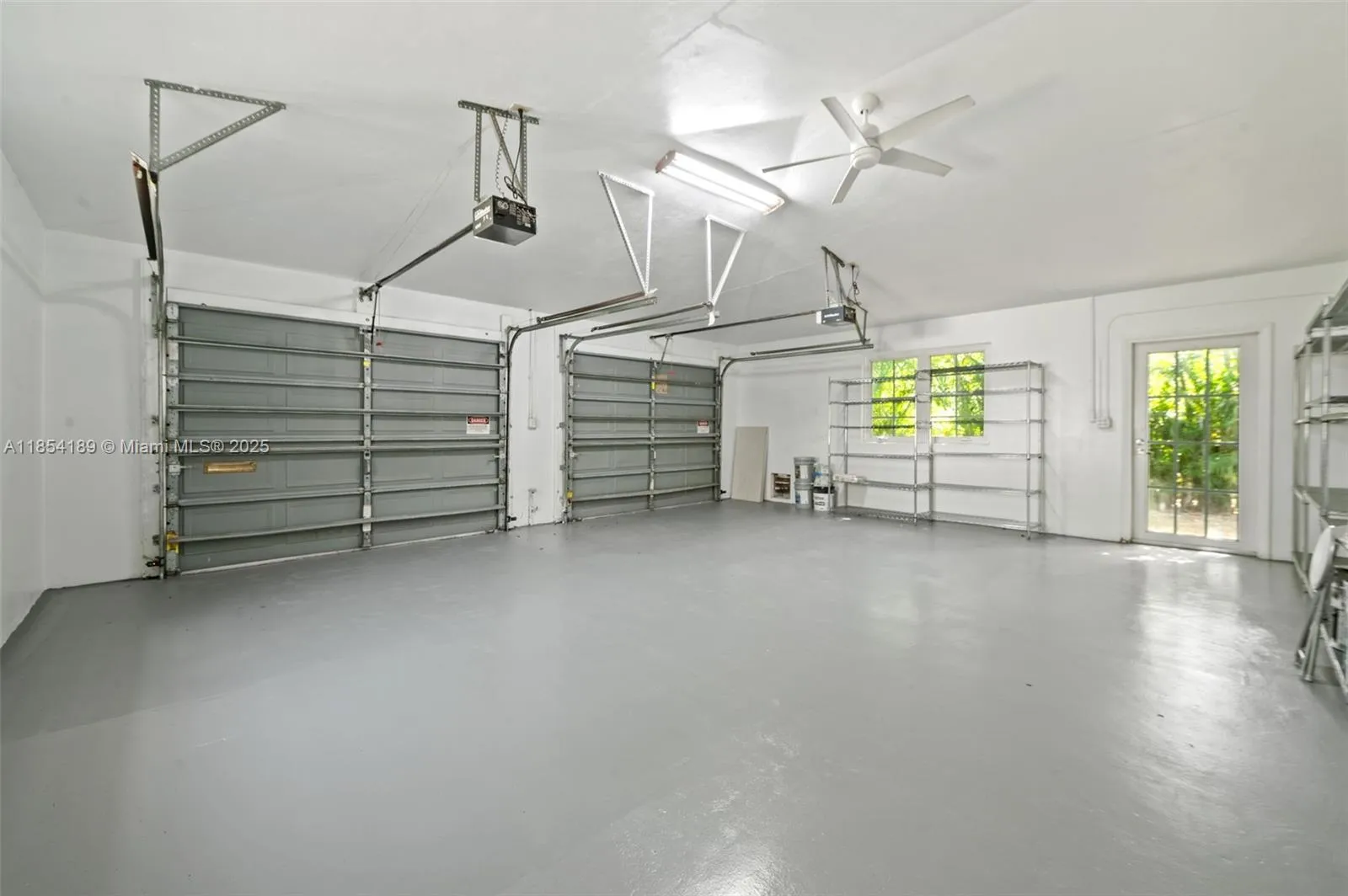 Coral Gables, Florida 33146, United States, 4 Bedrooms Bedrooms, ,3 BathroomsBathrooms,Residential,Active,188051