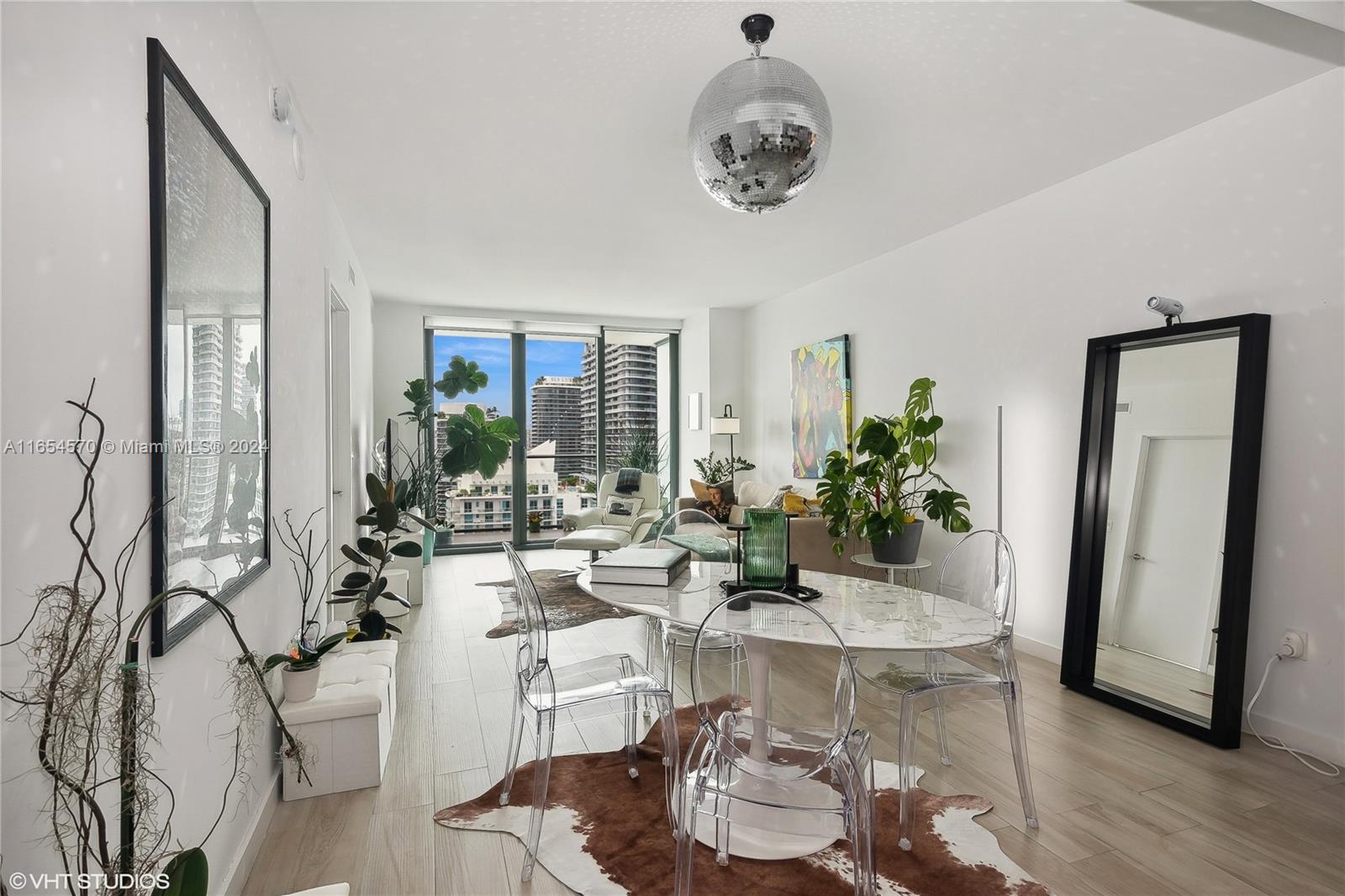 1300 S MIAMI AVENUE CONDO - Residential
