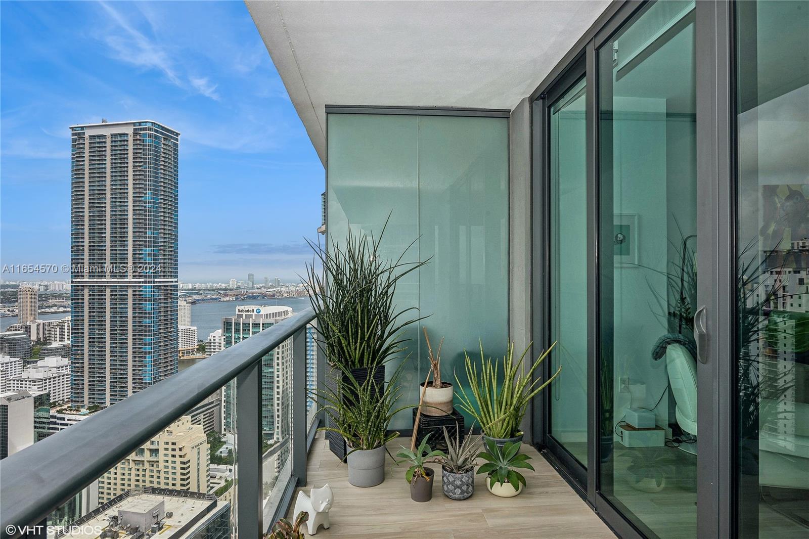 1300 S MIAMI AVENUE CONDO - Residential