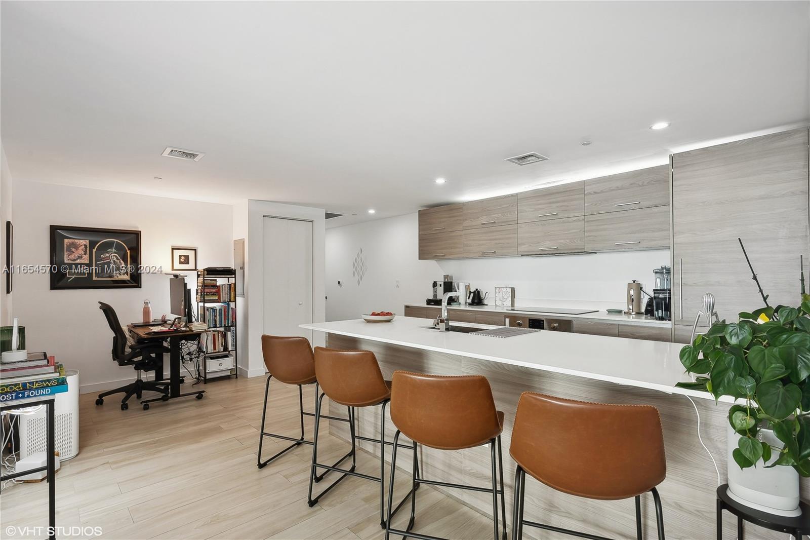 1300 S MIAMI AVENUE CONDO - Residential