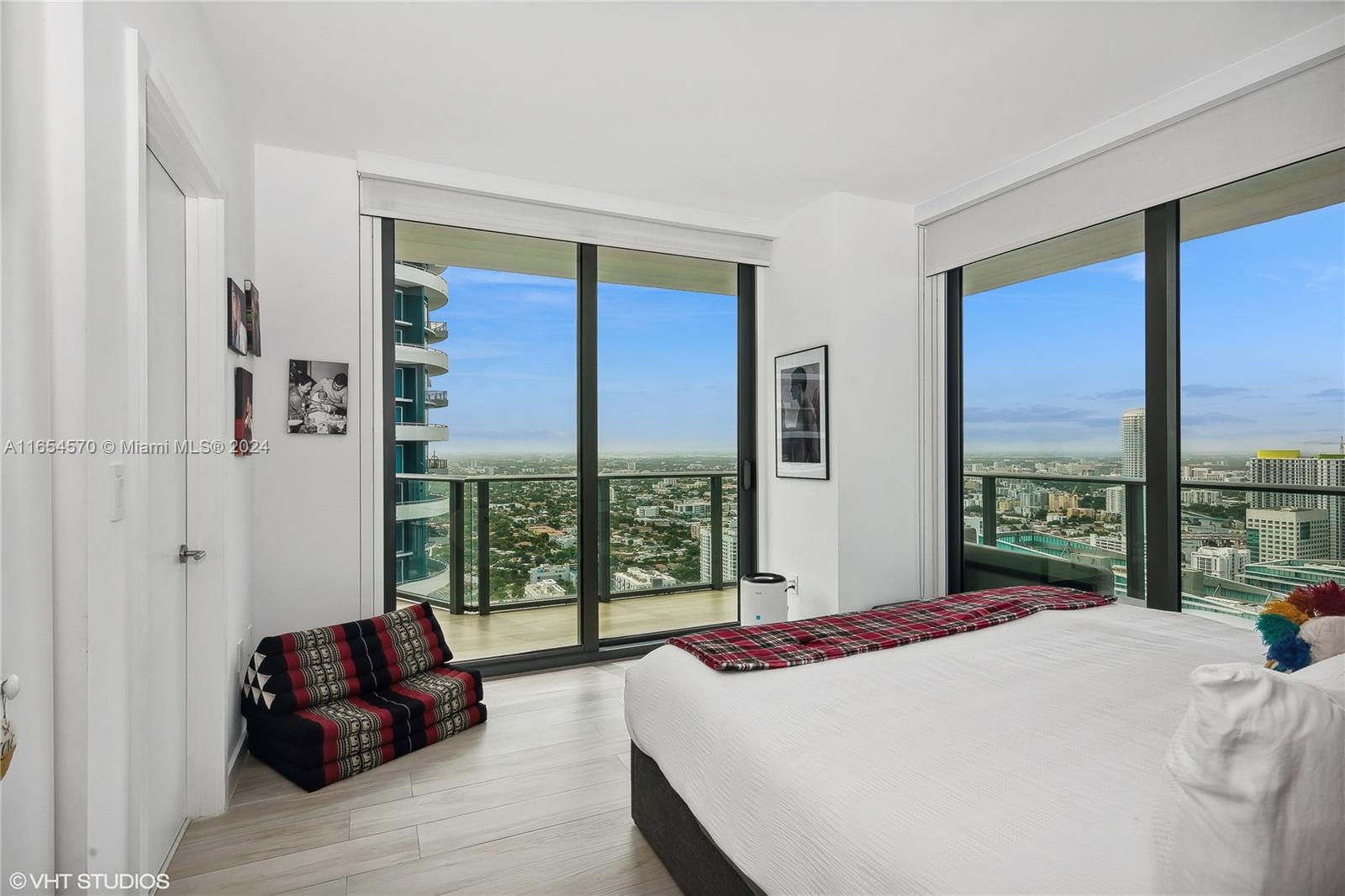 1300 S MIAMI AVENUE CONDO - Residential