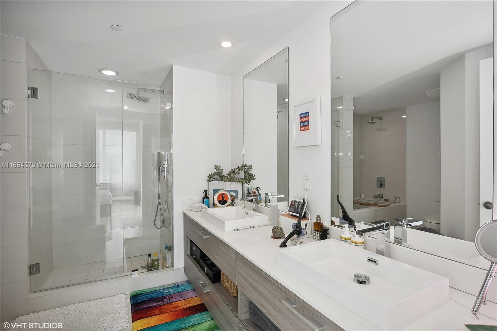 1300 S MIAMI AVENUE CONDO - Residential