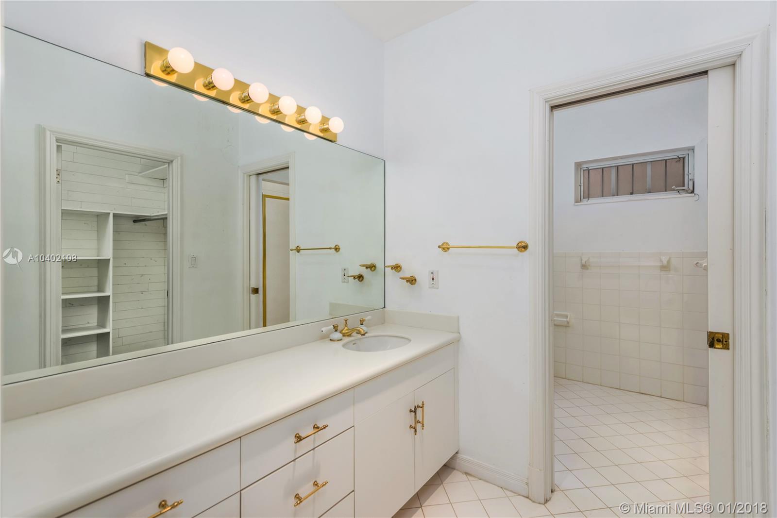 CORAL GABLES RIVIERA SEC - Residential