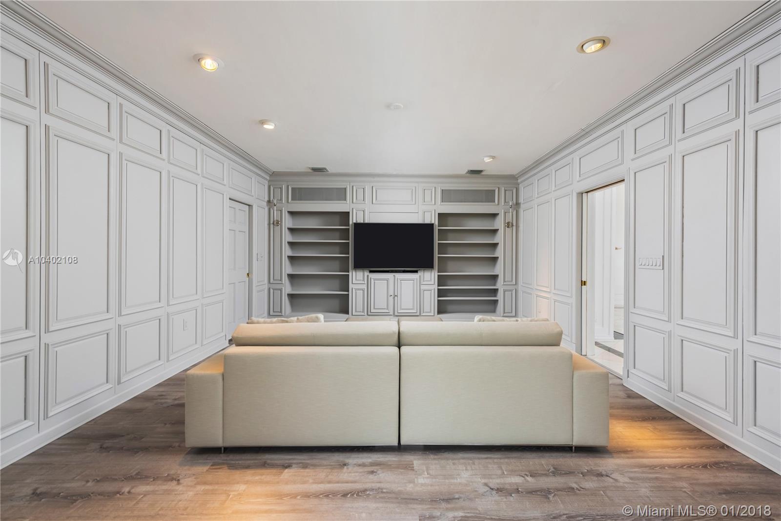 CORAL GABLES RIVIERA SEC - Residential