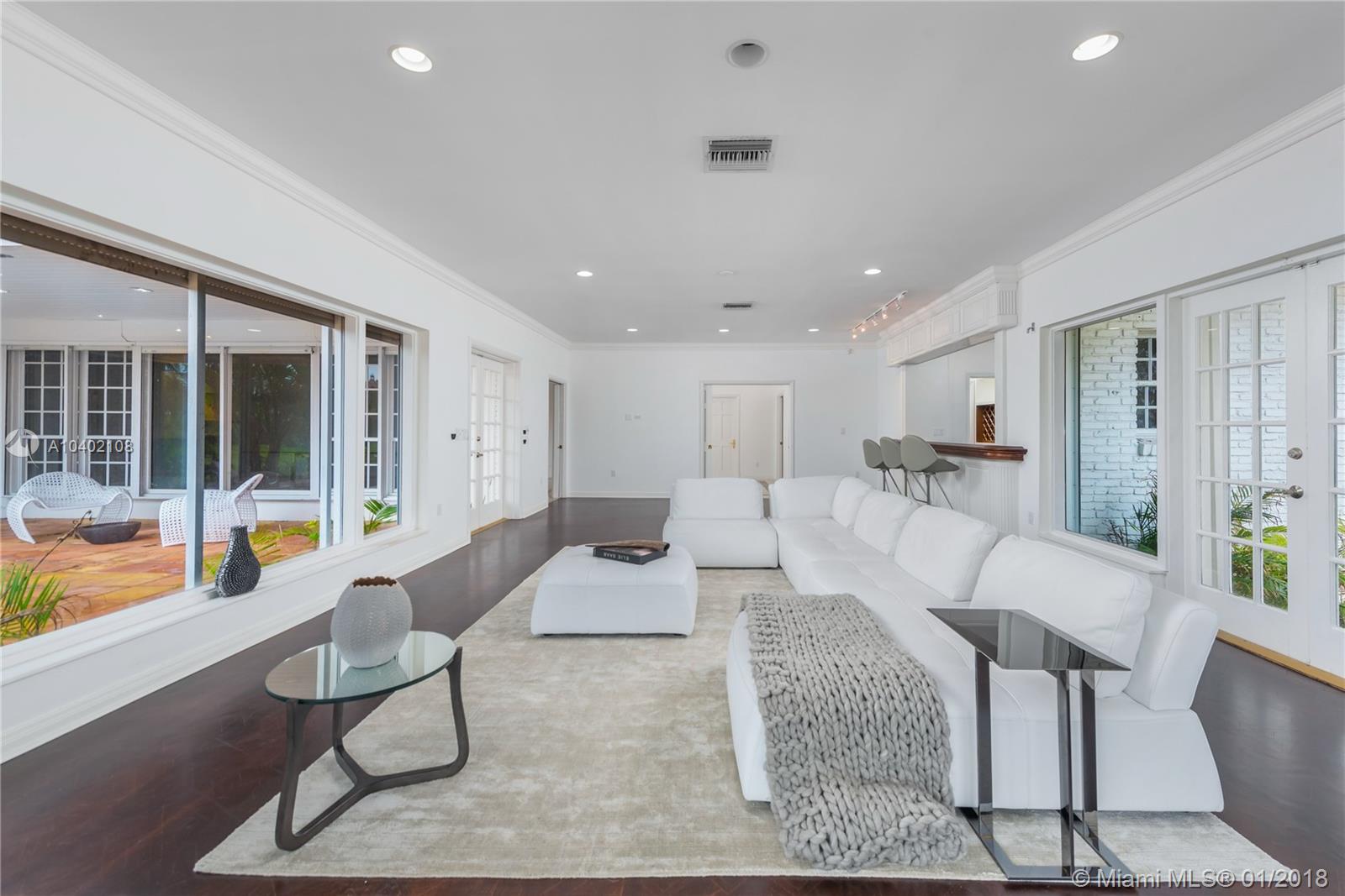 CORAL GABLES RIVIERA SEC - Residential