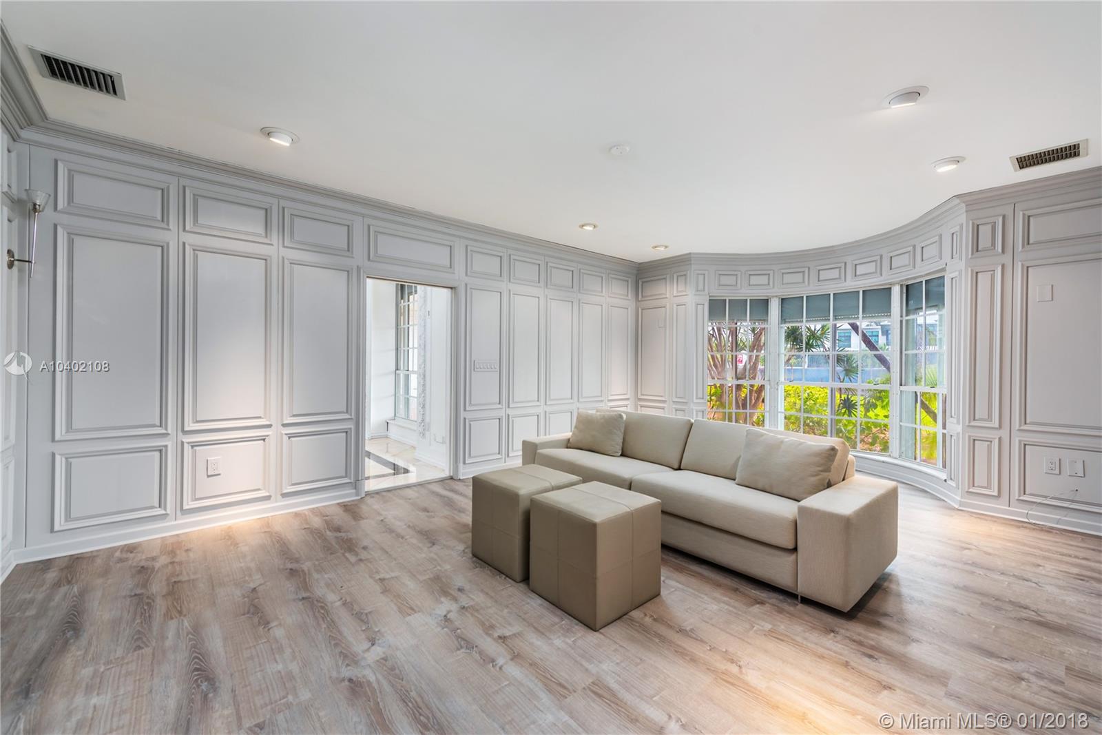 CORAL GABLES RIVIERA SEC - Residential