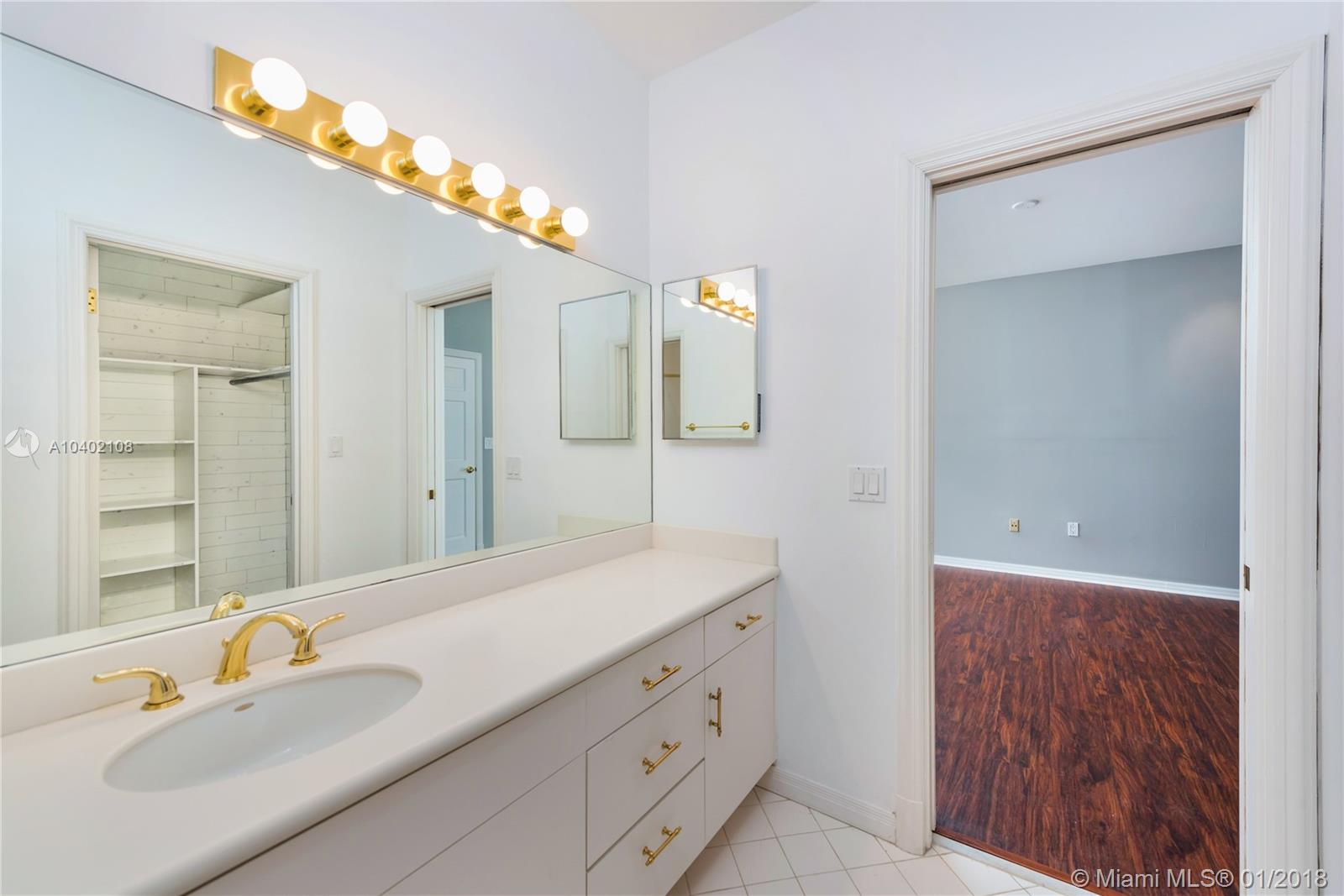 CORAL GABLES RIVIERA SEC - Residential