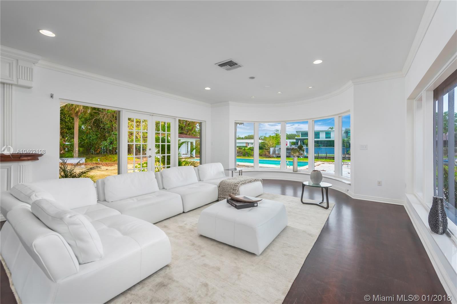 CORAL GABLES RIVIERA SEC - Residential