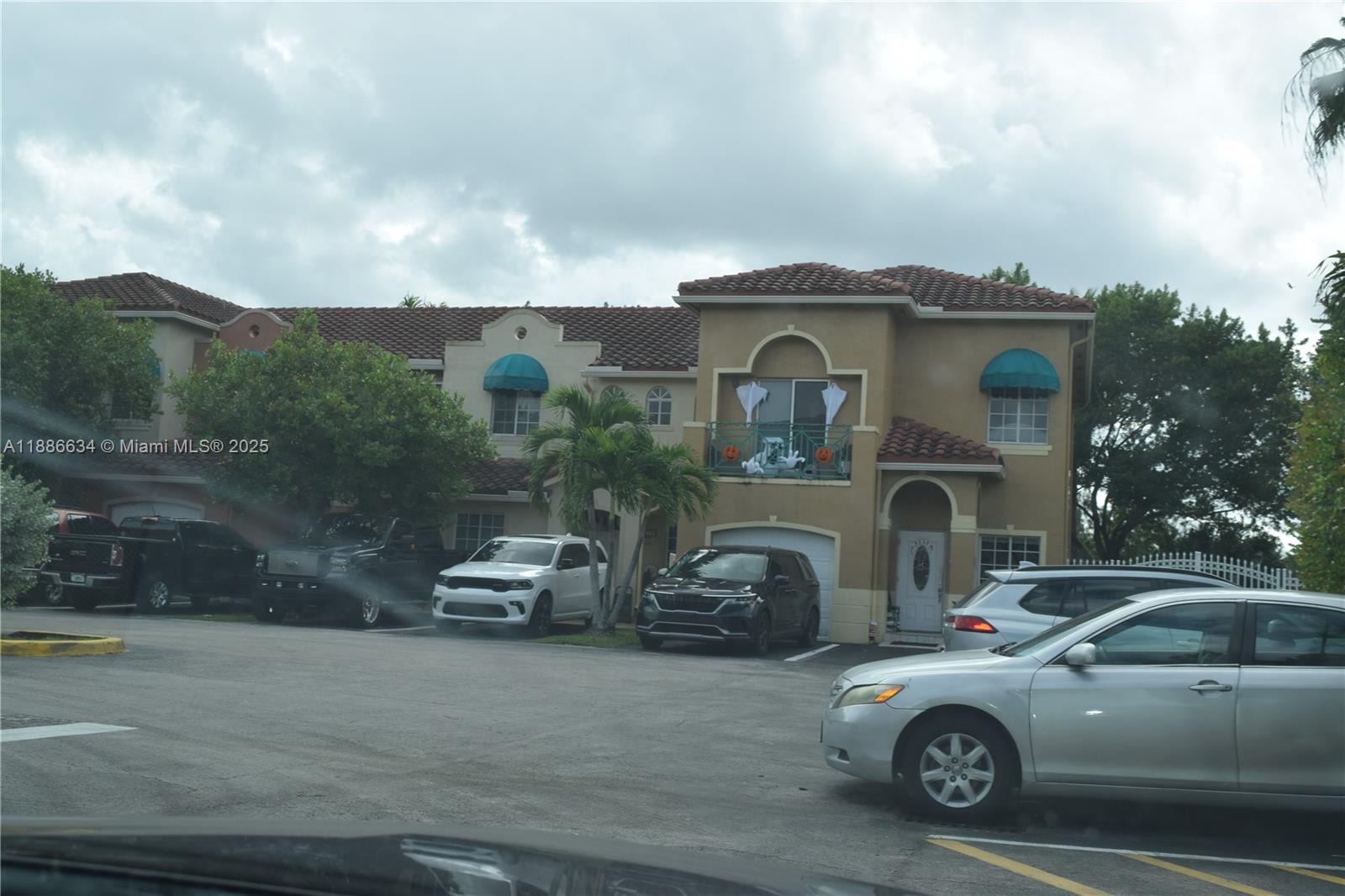 BONITA GOLF VIEW TOWNVILL - Residential