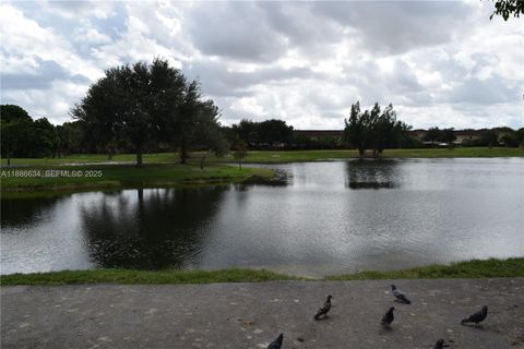 6970 NW 174th Ter 404 Hialeah FL 33015