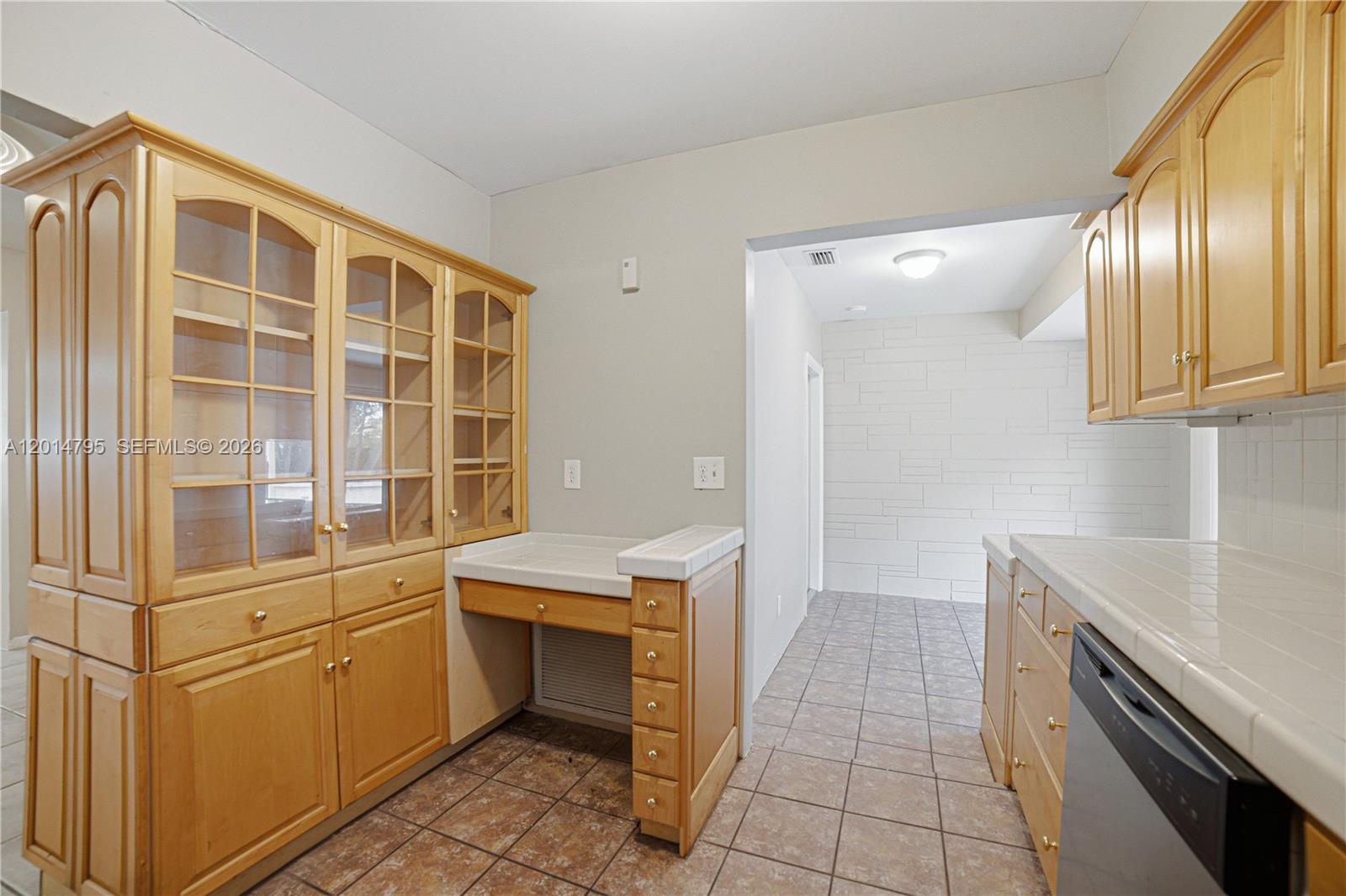 HOLLYWOOD HILLS AMEN PLAT - Residential