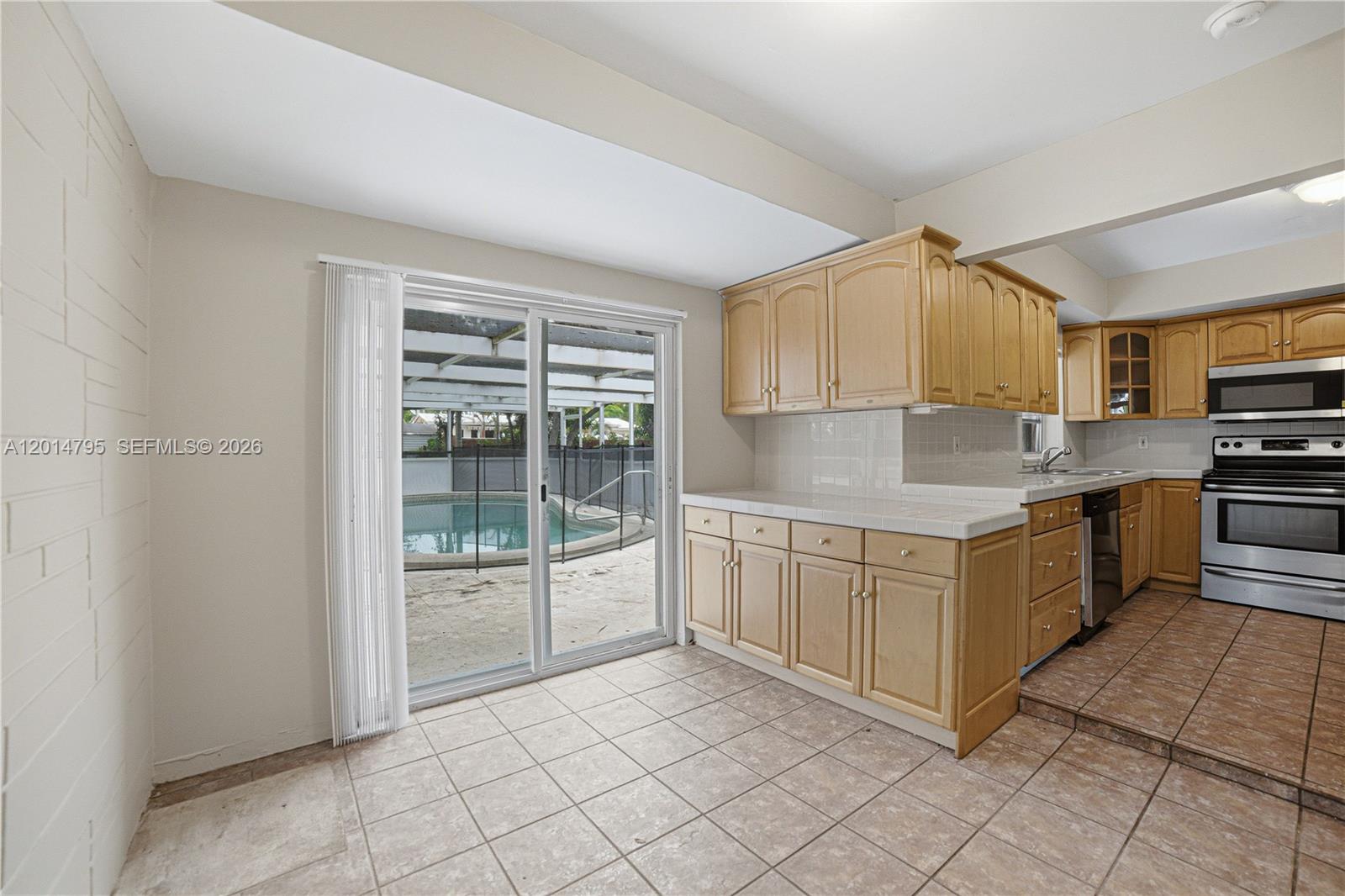 HOLLYWOOD HILLS AMEN PLAT - Residential