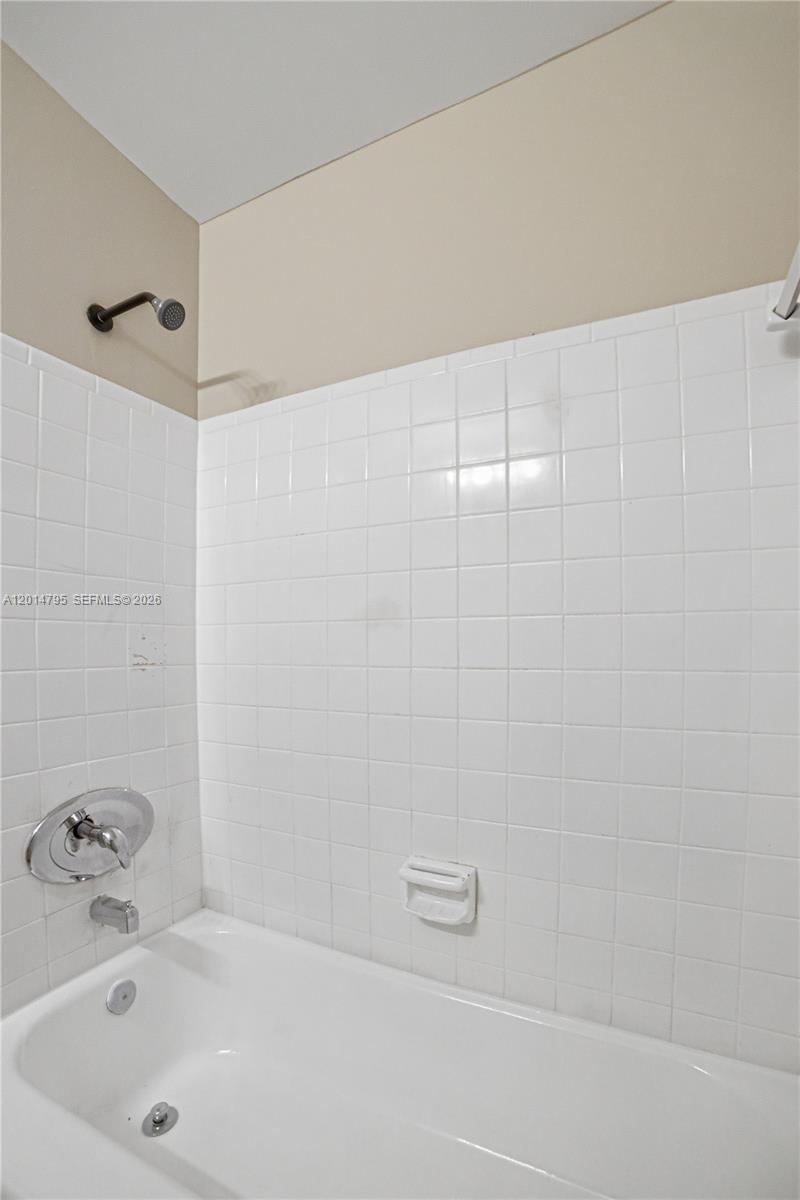 HOLLYWOOD HILLS AMEN PLAT - Residential