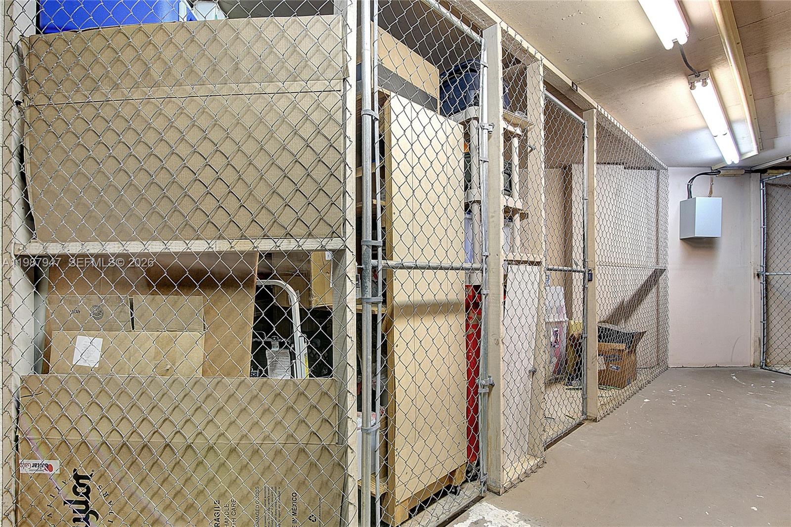 COLONY POINT 3 CONDO - Residential