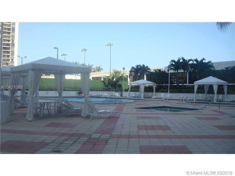 This unit is a great opportunity to live in Brickel residential area, for less. This apartment is in great condition,walking closet Kitchen granite counter top, enclosed balcony that can be used as recreation area.
The building has one of the best amenities comparing with other buildings around. Tennis court, Pool, basketball courts,kids playroom and playground park. Safety building,barbecue, gym, free valet parking for visitors, a convenience store downstairs .Manager's office on the site.Call today, tenant is leaving at the end of March.