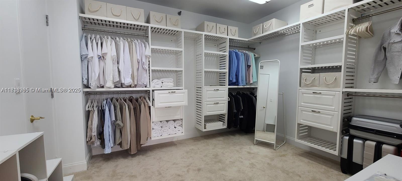 MARINA TOWER CONDO - Residential Lease