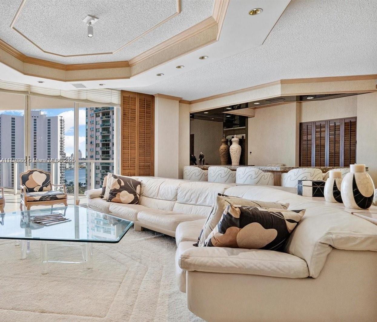 MARINA TOWER CONDO - Residential Lease