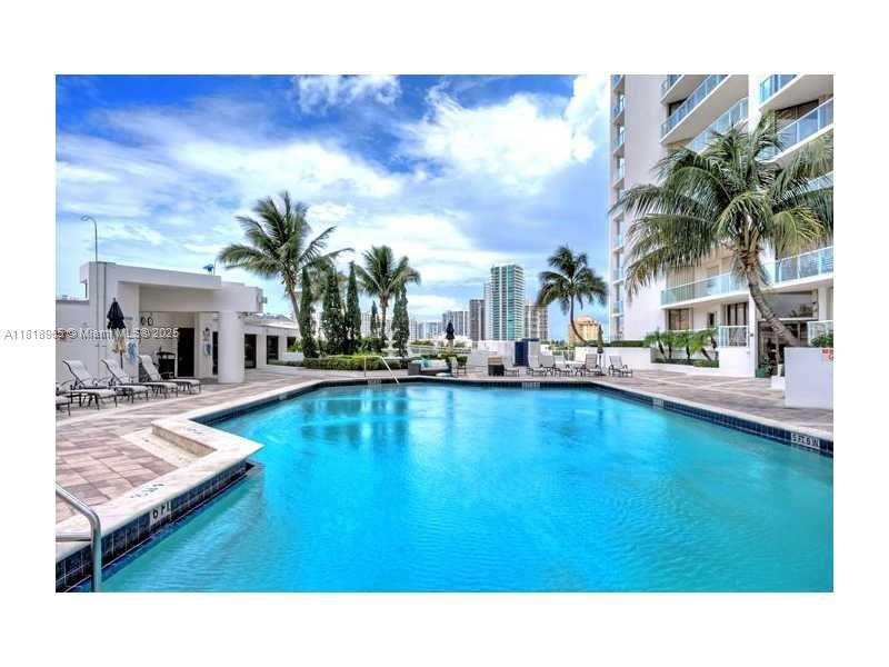 MARINA TOWER CONDO - Residential Lease