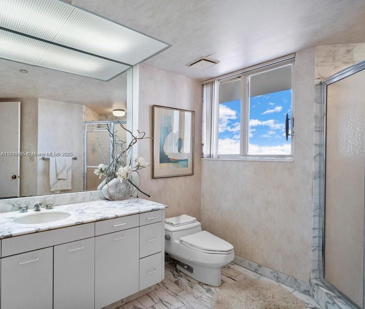 MARINA TOWER CONDO - Residential Lease