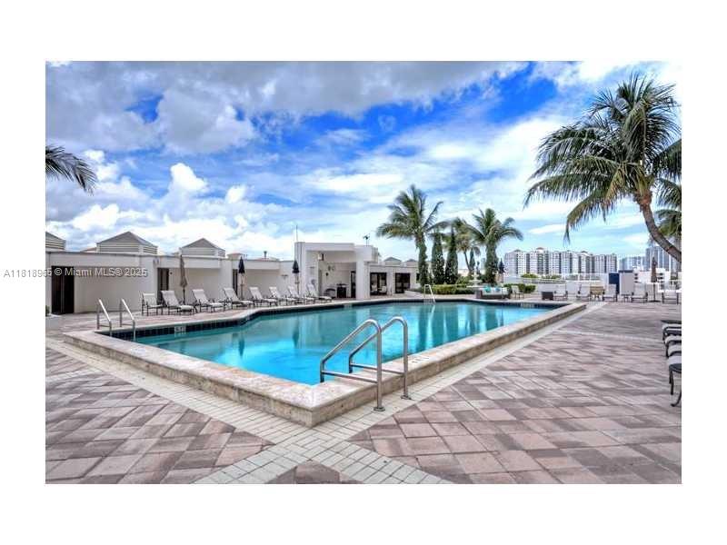 MARINA TOWER CONDO - Residential Lease