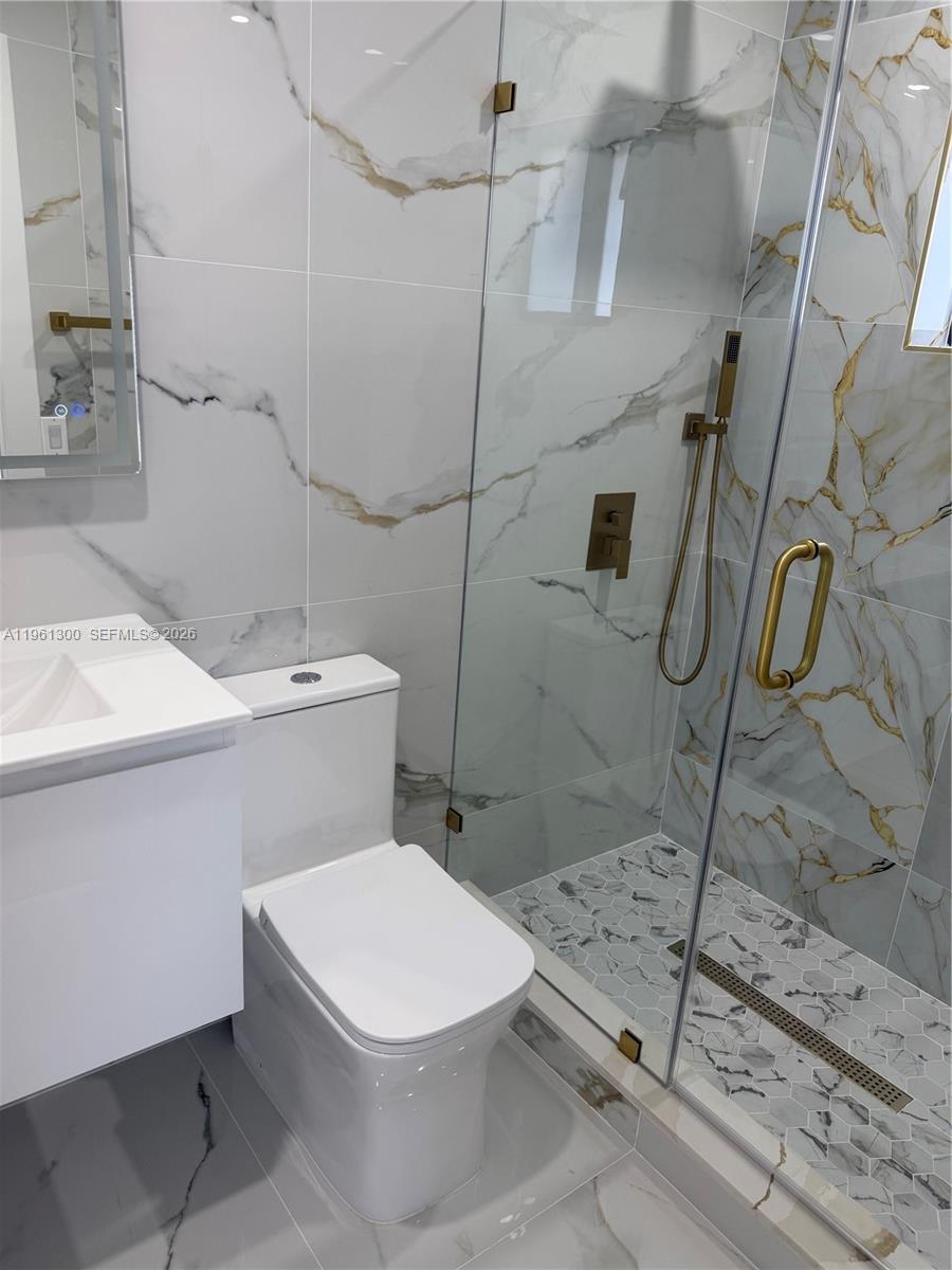 WINSOR MANOR 2ND ADDN - Residential