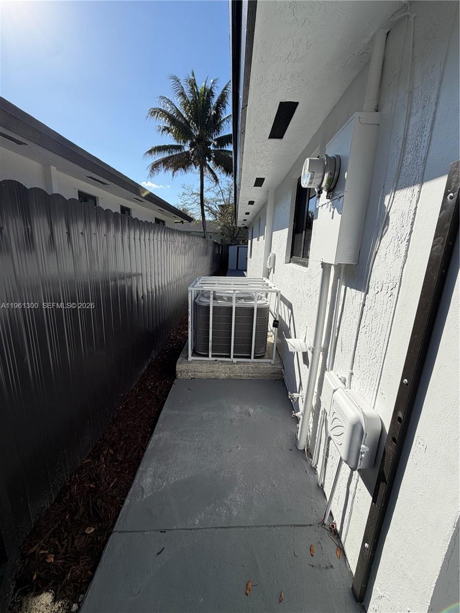 WINSOR MANOR 2ND ADDN - Residential