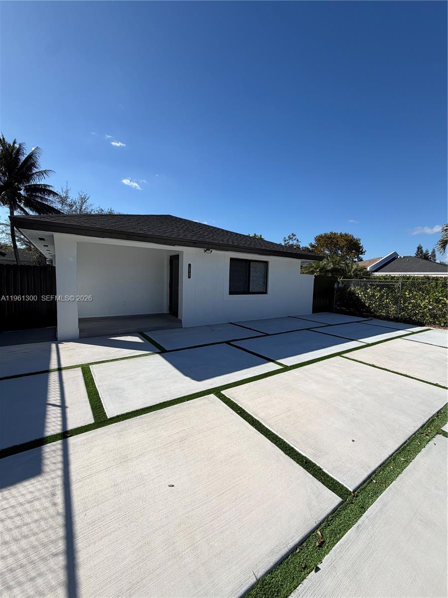 WINSOR MANOR 2ND ADDN - Residential