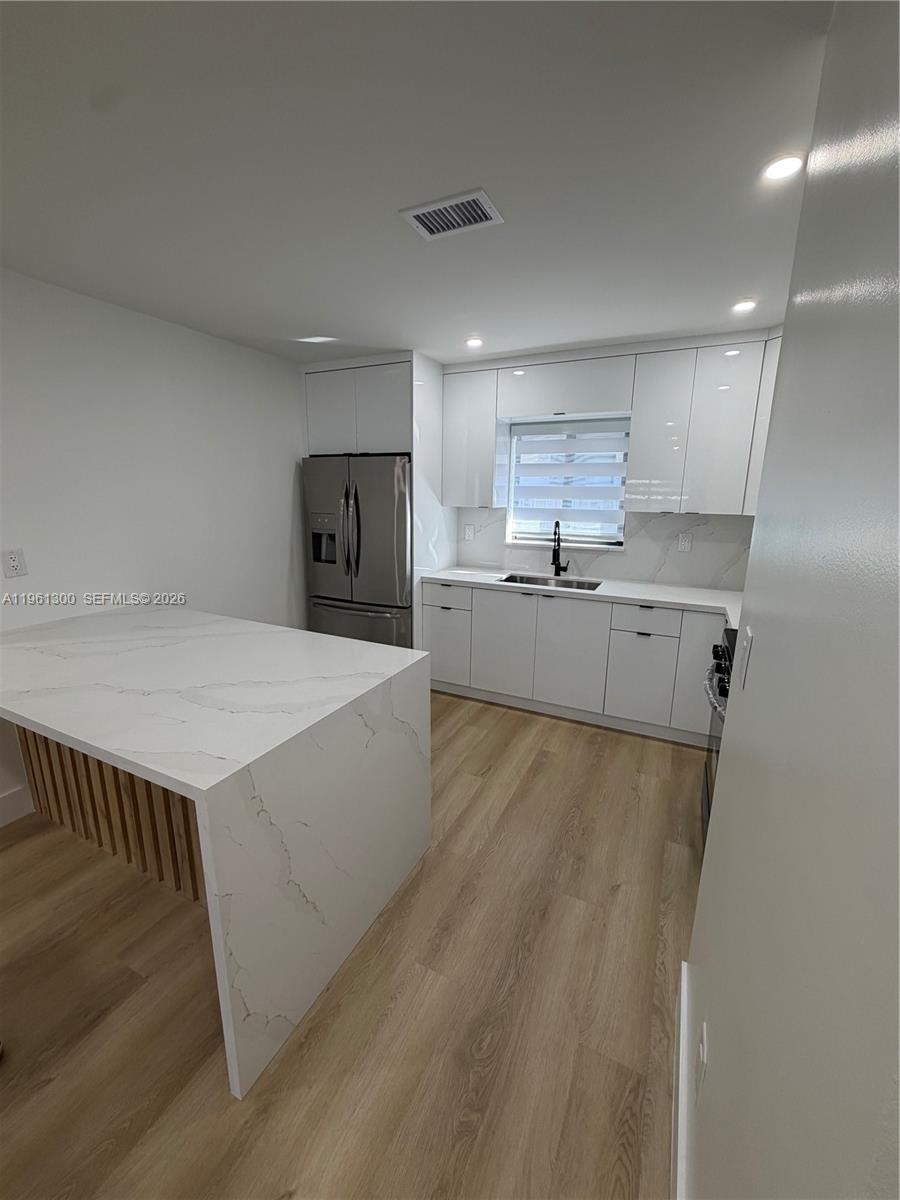 WINSOR MANOR 2ND ADDN - Residential