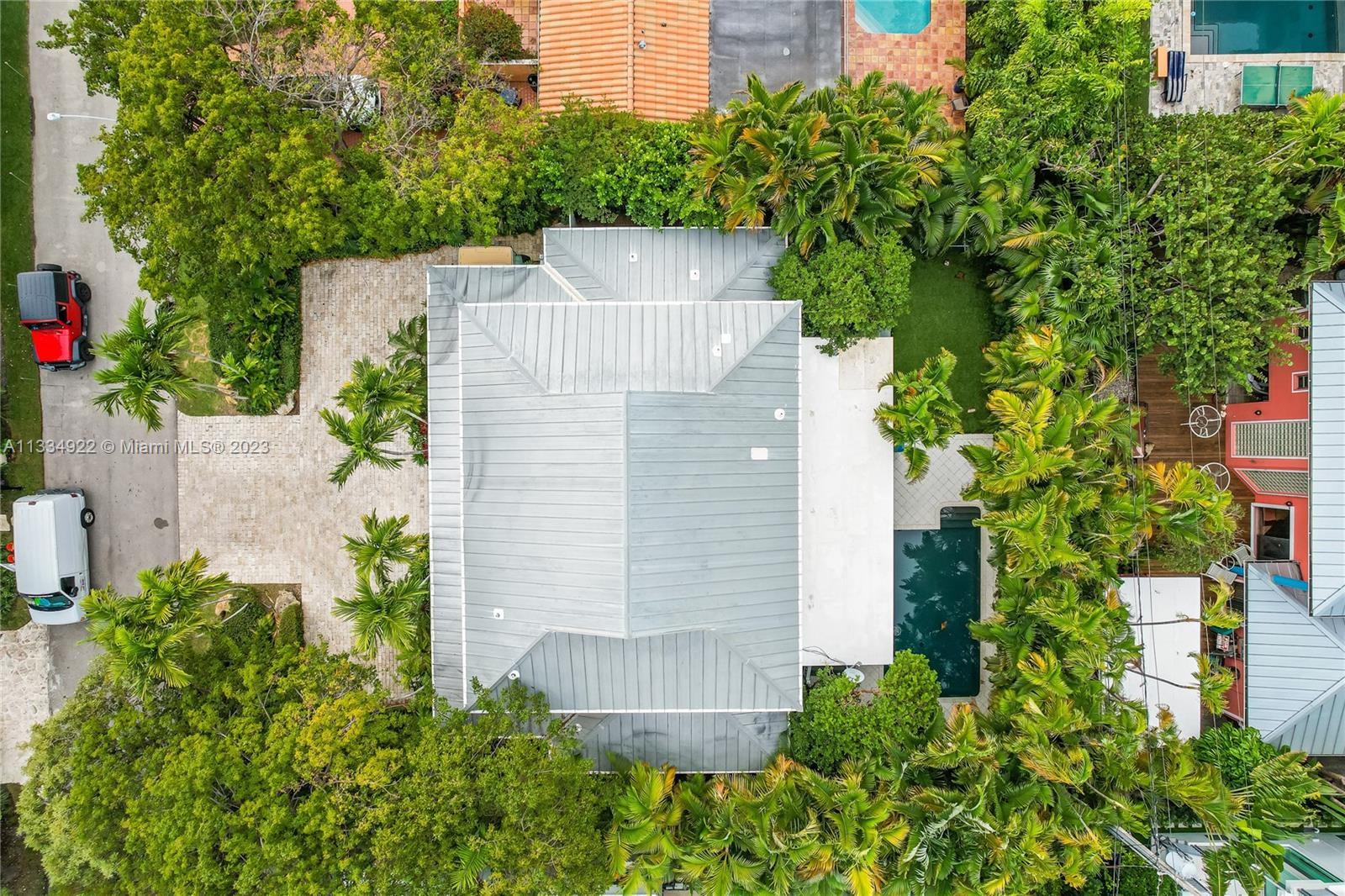 BISCAYNE KEY ESTATES - Residential