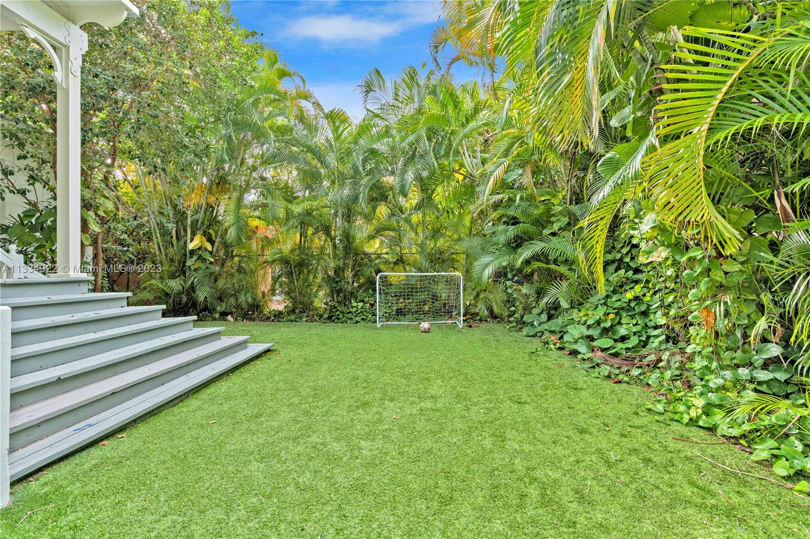 BISCAYNE KEY ESTATES - Residential