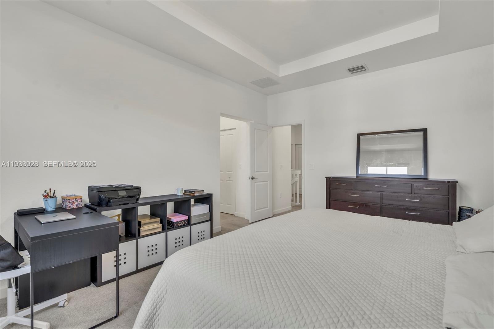 WINDSOR SQUARE - Residential