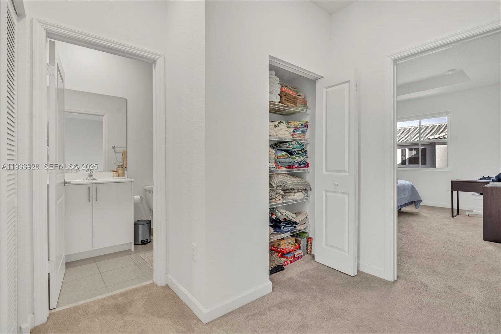 WINDSOR SQUARE - Residential