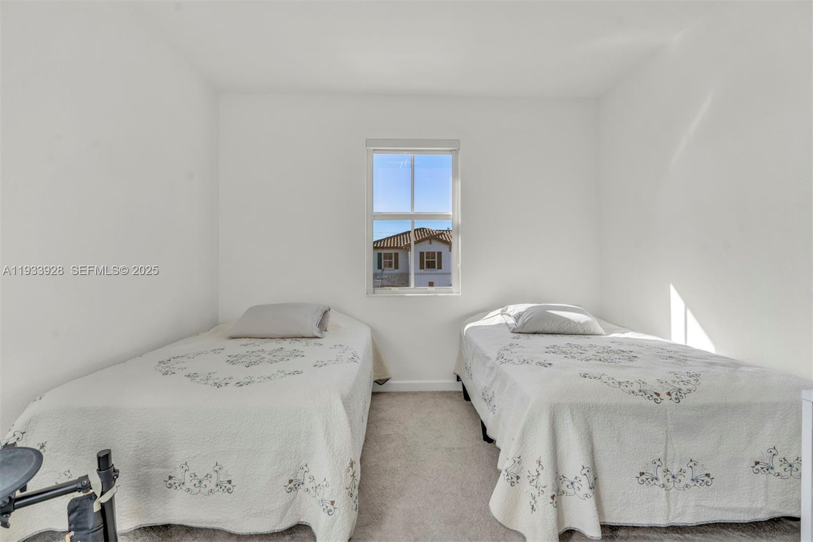 WINDSOR SQUARE - Residential