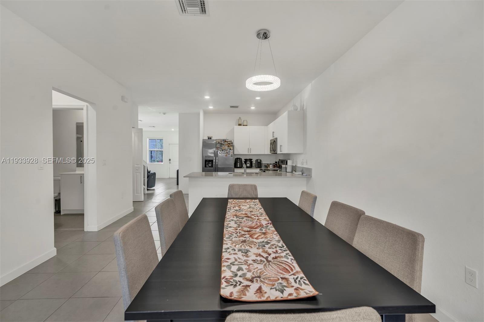 WINDSOR SQUARE - Residential