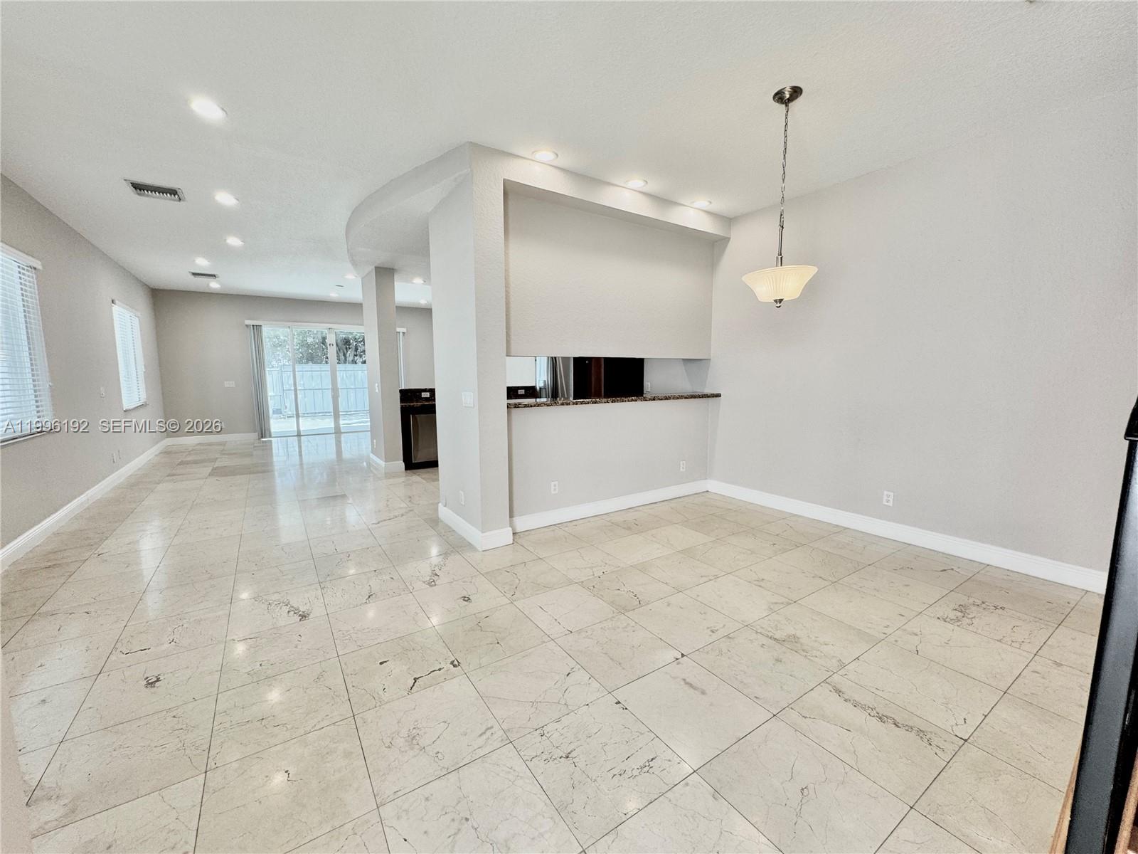 TOWN OF FORT LAUDERDALE B - Residential Lease