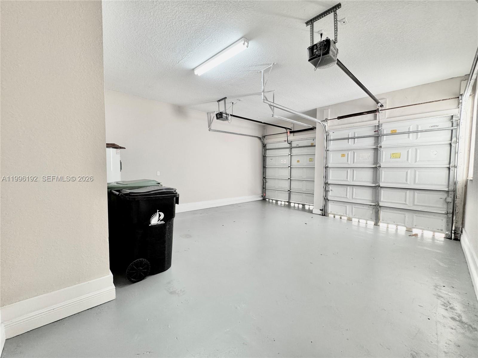 TOWN OF FORT LAUDERDALE B - Residential Lease