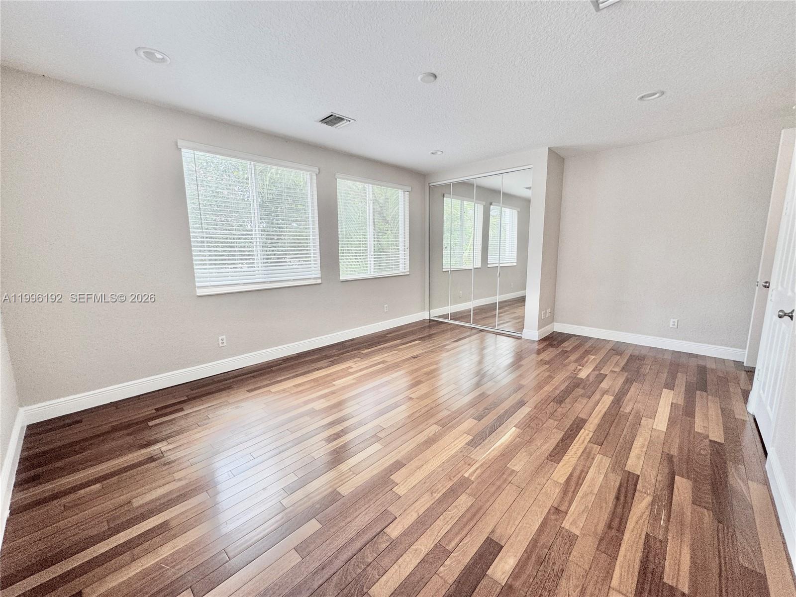 TOWN OF FORT LAUDERDALE B - Residential Lease