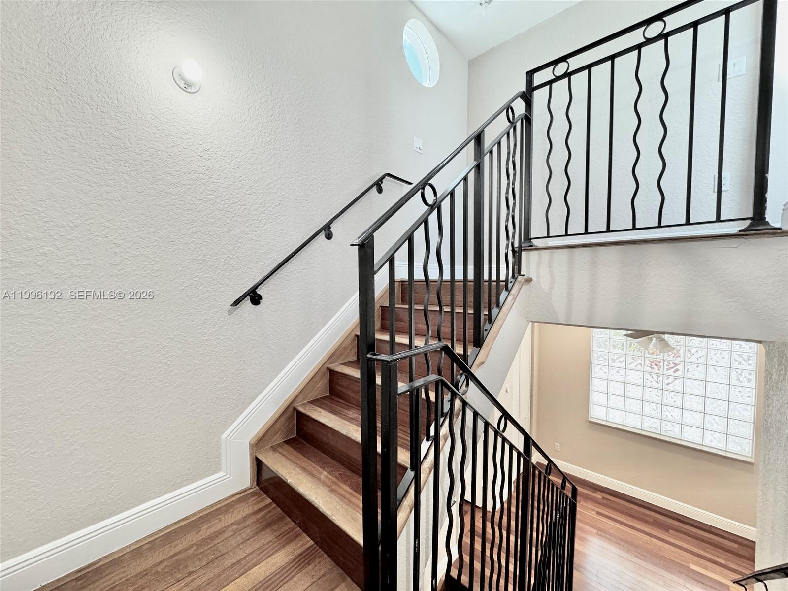 TOWN OF FORT LAUDERDALE B - Residential Lease