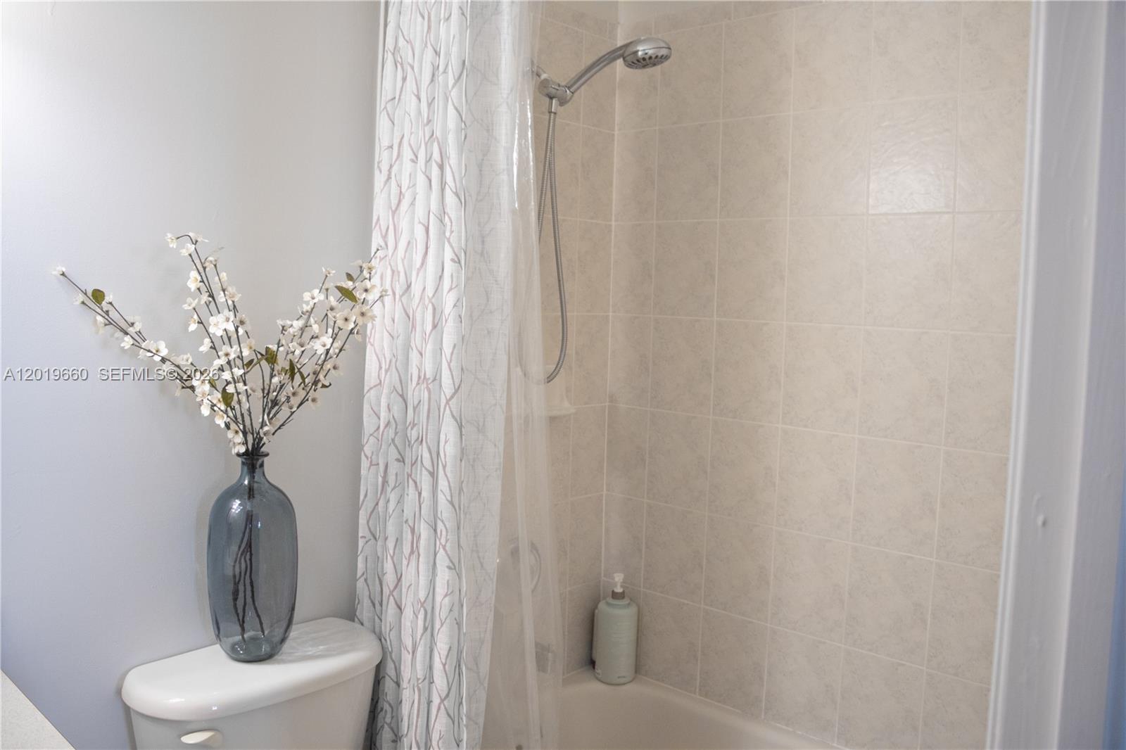 GRAND LAKES PHASE I - Residential