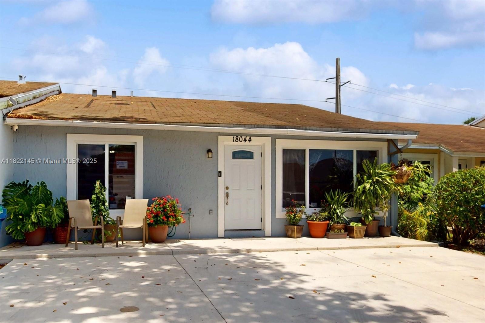 18044 NW 41st Pl, Miami Gardens, FL, 33055/$350,000 1 18044 NW 41st Pl