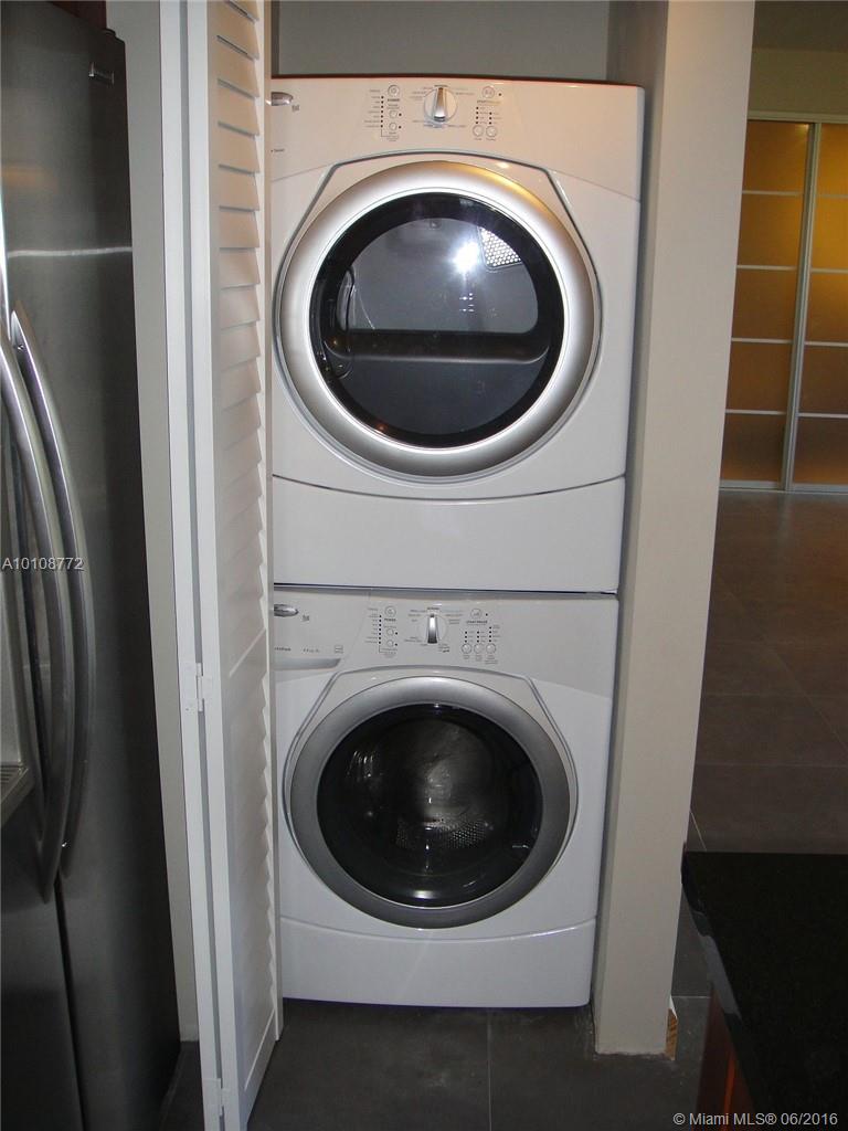 PARC CENTRAL SOUTH - Residential Lease