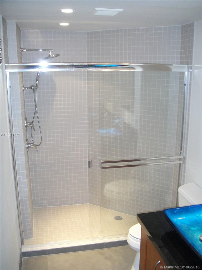 PARC CENTRAL SOUTH - Residential Lease