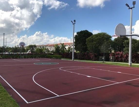 GRAND BAY SOUTH TOWNHOMES - Residential Lease