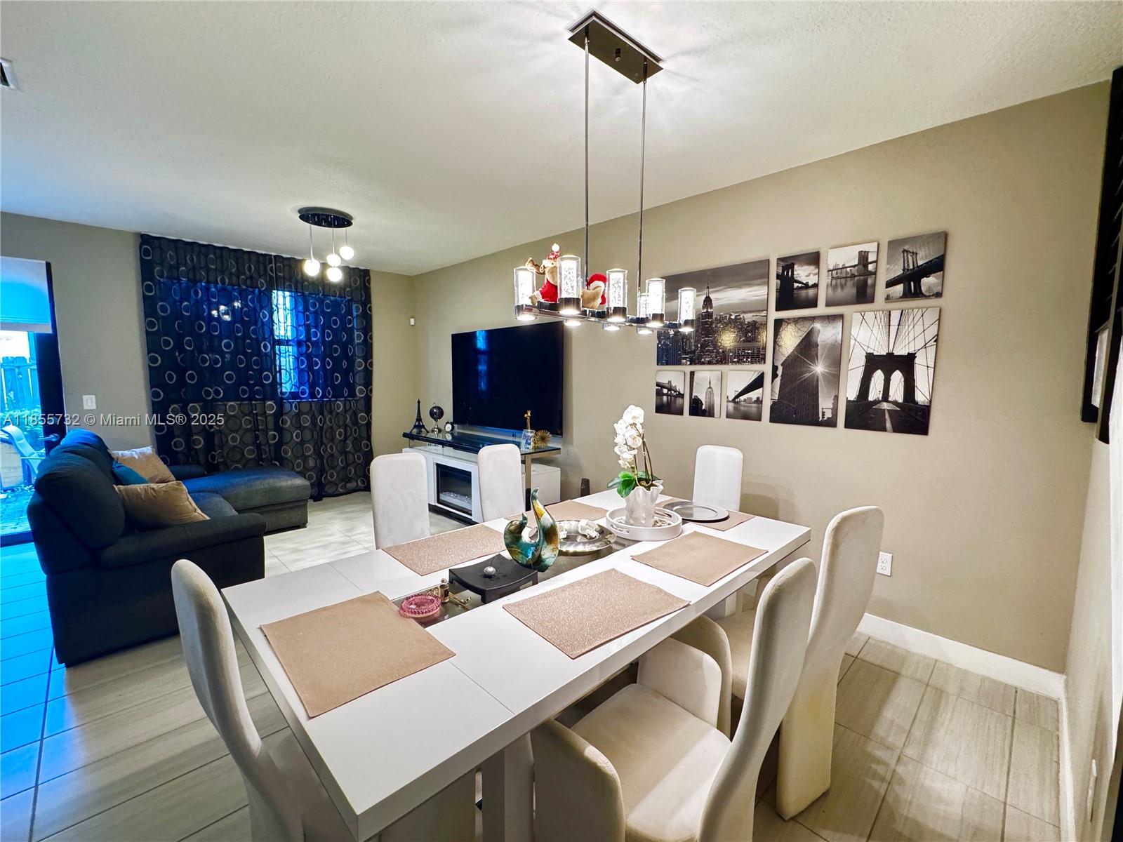 GRAND BAY SOUTH TOWNHOMES - Residential Lease